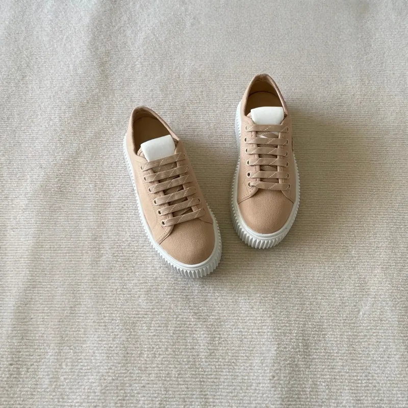 Merkkorting Witte sneakers voo - Canvas Sneaker High recensie en prijs