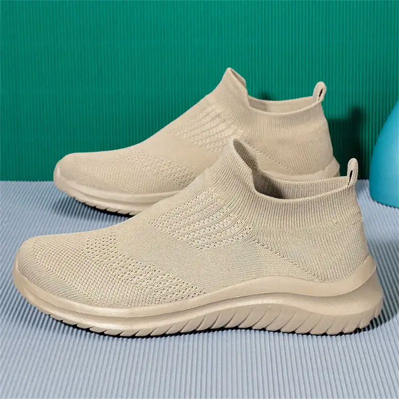 Beige Zachte Nieuwe Nieuwighei - Men'S Shoes Good For Wide Feet recensie en prijs